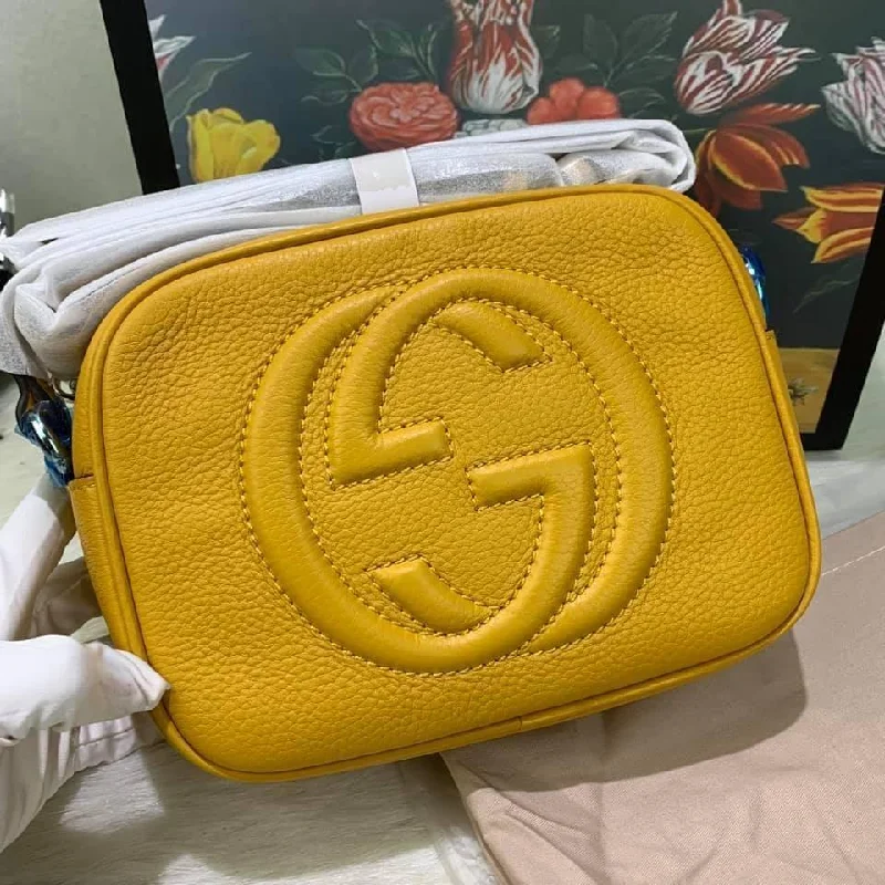 Women Gucci bags with interlocking G hardware for a classic lookGucci Small Soho Disco Bag