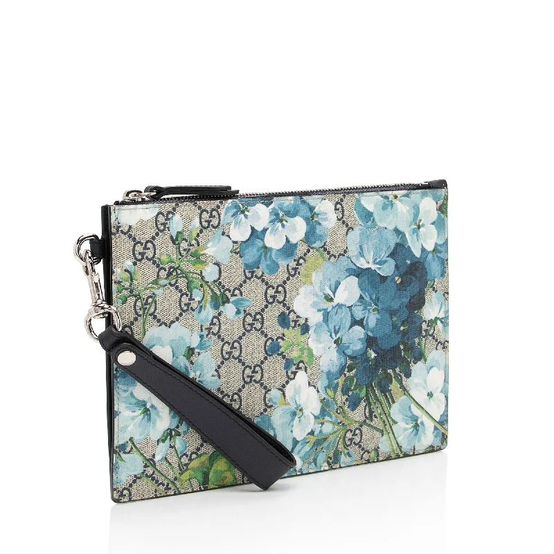 Ladies Gucci shoulder bags with a wide - width strapGucci GG Supreme Blooms Wristlet (eh4xS1)