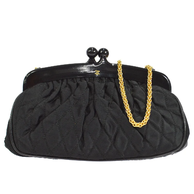 CHANEL 1986-1988 Kisslock Shoulder Bag Small