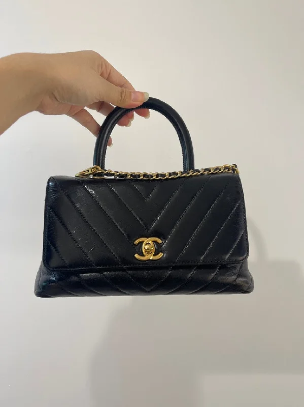 Chanel Coco Handle Chevron Black Small