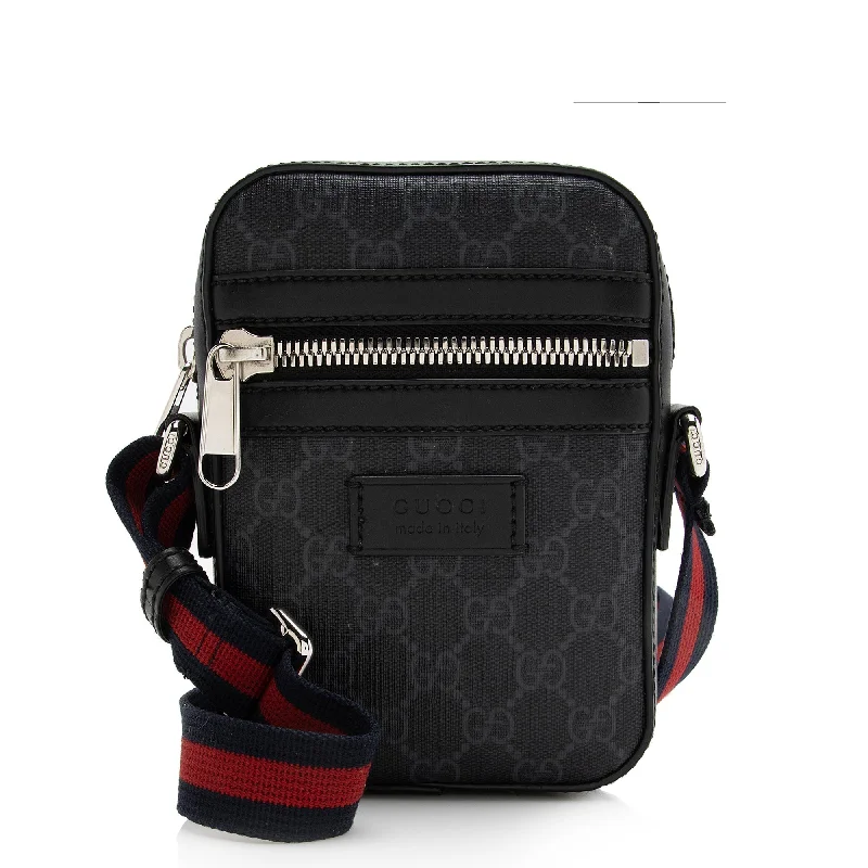 Women Gucci backpacks with a luxurious leather finishGucci GG Supreme Canvas Mini Messenger Bag