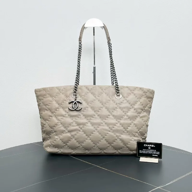 Chanel Beige Quilted Leather Tote Bag 2012 Medium