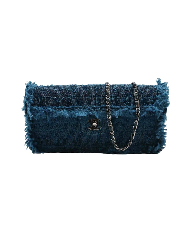 Chanel Tweed Shoulder Bag - DXBS1349