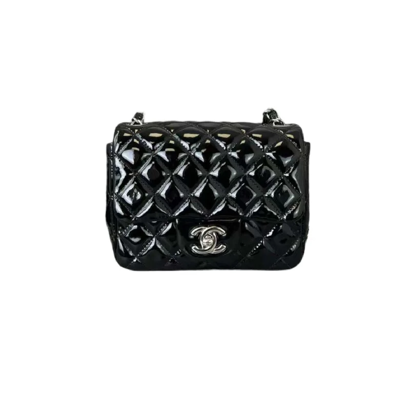 Mini Square Flap Patent Black SHW