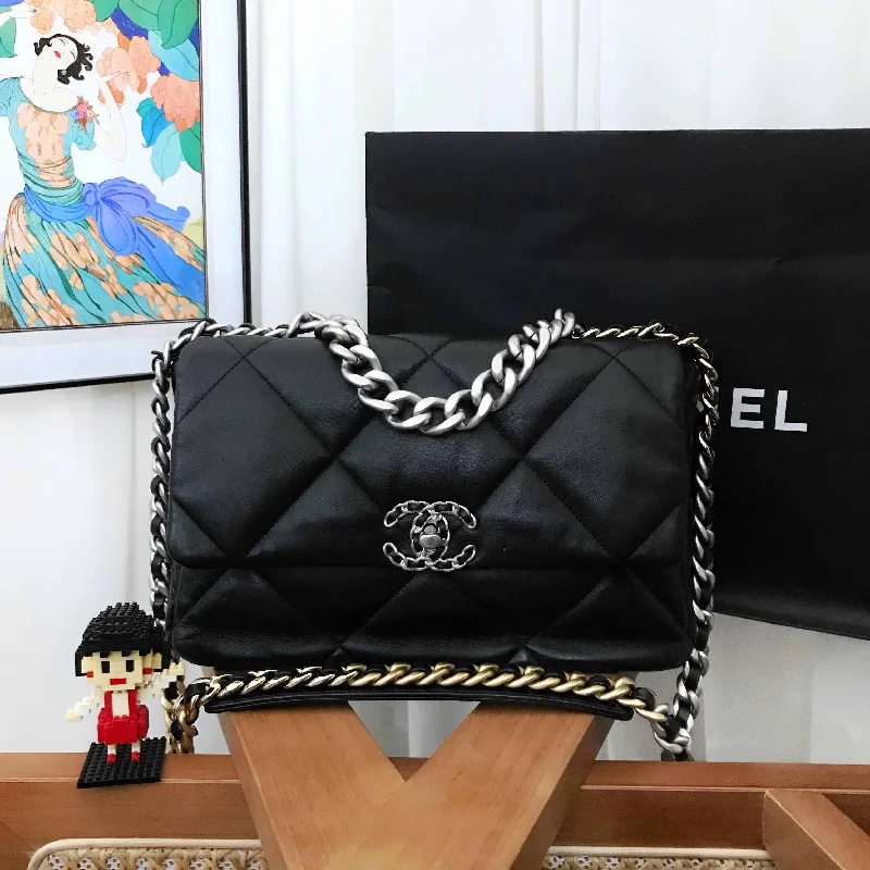 Chanel 19 Black Leather Quilted Chain Shoulder Bag Medium