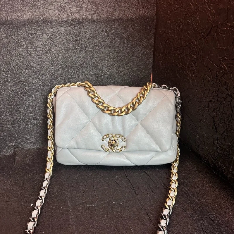 Chanel 19 Bag Cream Grey 26cm Chip Version