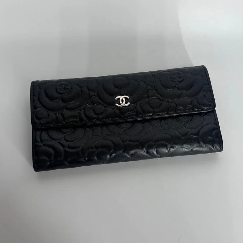 Chanel Black Leather Camellia Bifold Long Wallet