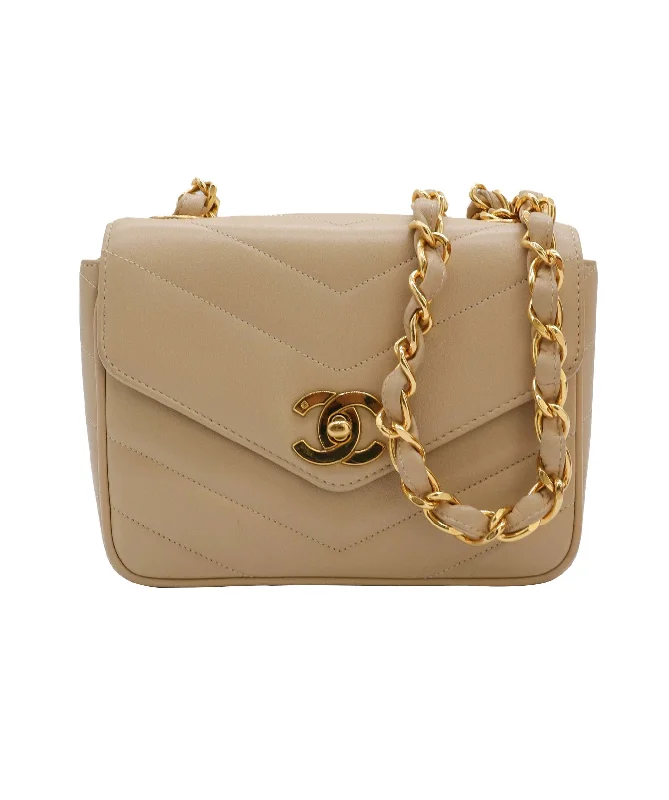 CHANEL V stitch ChainShoulder Beige  DXBS0985